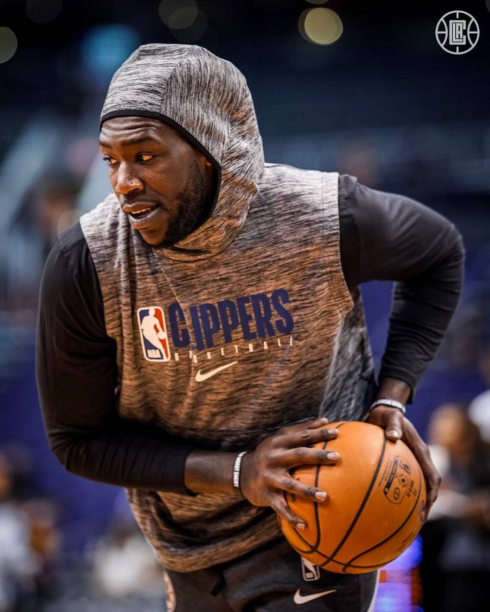 建队基石！武磊、颜骏凌等7人随海港四夺中超冠军（海港四夺中超冠军，武磊、颜骏凌等7人成队中流砥柱）